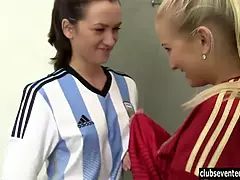 Badkamer, Hd, Lesbisch, Masturbatie, Softcore pornografie, Sportoefening, Tiener