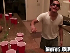 Braunhaarige, Doppelpenetration, Gruppe, Hd, Latina, Party, Pov, Jungendliche (18+)