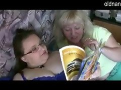 Cul, Chambre à dormir, Lunettes, Mamie, Énorme, Lesbienne, Mature, Nénés