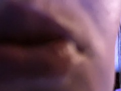 Enthousiasteling, Lieveling, Grote mammen, Bruinharig, Vriendin, Openbaar, Alleen, Tieten likken