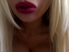 Enthousiasteling, Grote mammen, Blond, Rondborstig, Fetisj, Huisgemaakt, Alleen, Tiener