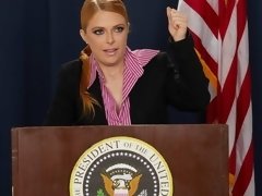 Culo, Culo grande, Tetas grandes, Mamada, Pajear, Pelirrojo, Medias largas, Estriptis