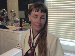 Brunette brune, Poilue, Lingerie, Mamelons bombés, Tatouage