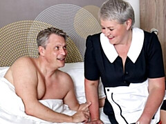 Wohlbeleibte schöne frauen, Grosser arsch, Grosser schwanz, Blondine, Blasen, Hundestellung, Reif, Kurzes haar