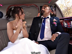 デカパイ, 結婚, 茶髪の, 車, 手コキする, なめる, ストッキング, 結婚式