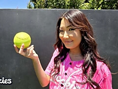 Asiatisch, Braunhaarige, Besamung, Handjob, Hd, Im freien, Realität, Titten