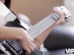 18 ans, Tchèque, Papa, Européenne, Hd, Petite femme, Adolescente, Nénés