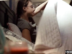 Kont, Kont naar mond, Pijpbeurt, Diep in de keel, Sperma in gezicht, Natuurlijke tieten, Slikken, Tiener