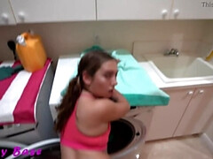 Bruder, Kehlenfick, Schwanz, Aufs gesicht abspritzen, Zierlich, Schwestern, Taboo, Jungendliche (18+)