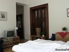 Постарше, Группа, Секс без цензуры, Милф, Крошечные, Реалити, Чулки, Втроем