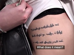 Sucer une bite, Brunette brune, Européenne, Branlette thaïlandaise, Hard, Rasée, Suçant, Nénés