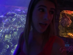 Brunette brune, Robe, Doigter, Petite amie, Petite femme, Pov, Rasée, Gicler