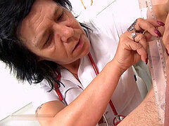 Grosser schwanz, Mutti