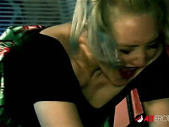 お尻, フェラチオ, バック, ハードコア, 小柄, 現実, タトゥー, オッパイの