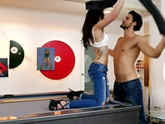 Sucer une bite, Bâillonner, Poilue, Léchez, Piercing, Chatte, Fessée, Tatouage