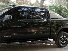 Язык в попке, Спальня, Большие сиськи, Поцелуи, Лизание, Натуральные сиськи, Пирсинг, Киски