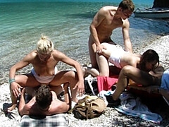 Leie, Grosser arsch, Grosser schwanz, Blasen, Familie, Orgie, Im freien, Taboo