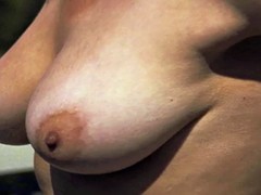Grosse titten, Prominente, Nackt, Öffentlich