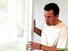 Любители, Ванна, Большие сиськи, Черные, Блондинки, Затыкание рта, Ласковые ручки, Киски