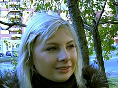Blonde, Hard, Public