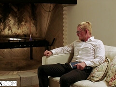 Минет, Семяизвержение, Собачьи, Эротика, Сидя на лице, Секс без цензуры, Сквиртинг, Чулки