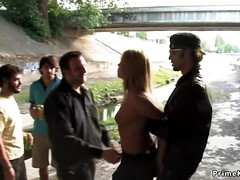 Leie, Blondine, Gruppensex, Gruppe, Natürlich, Im freien, Öffentlich, Hintern versohlen