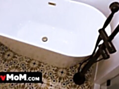 Anal, Cul, Cul à la bouche, Gros seins, Éjaculation interne, En levrette, Monstre, Rugueux