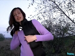 Amateur, Cul, Sucer une bite, Tromperie, En levrette, De plein air, Pov, Public