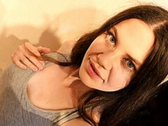 Enthousiasteling, Grote lul, Grote mammen, Pijpbeurt, Natuurlijke tieten, Mager, Tiener, Tieten likken