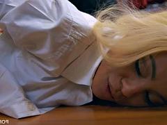 アナル, 美女, デカパイ, フェラチオ, 茶髪の, 手コキする, ハードコア, 淫乱熟女