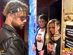 Asiatique, Gros cul, Blonde, En levrette, Orgasme, Criant, Rasée, Nénés