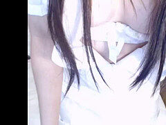 chinese nurse cougar frigging herself on webcam