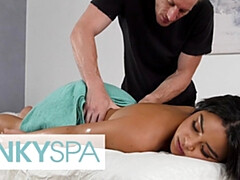 Bruinharig, Sperma shot, Hondjeshouding, Sperma in gezicht, Hd, Likken, Masseren, Kut duiken