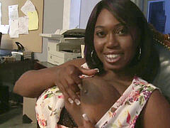 デカ尻, 黒人, 茶髪の, イく瞬間, 黒人, 淫乱熟女, 剃毛, パイ刷り