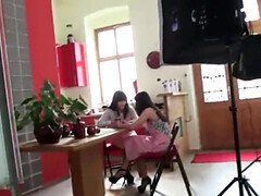 古典, カワイイ, チン, フィストファック, 天然, オマンコ, ティーン, 三人