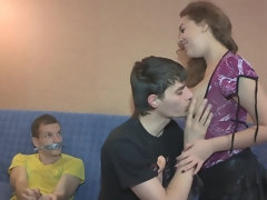 Sucer une bite, Cocu, En levrette, Européenne, Orgasme, Culottes ou slips, Chevaucher, Russe