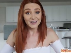 Cul, Gros cul, Sucer une bite, En levrette, Poilue, Pov, Rousse roux, Adolescente