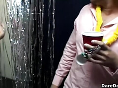 Blonde, Brunette brune, Groupe, Hd, Fête, Maigrichonne, Tatouage