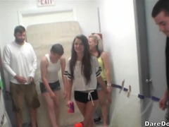 ビキニ, ブロンド, 茶髪の, 大学生, 女 人男 人, ピアス, 剃毛, ティーン