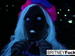 Gros seins, Plantureuse, Talons, Lesbienne, Masturbation, Rasée, Nénés, Jouets