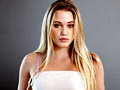 18 jahre, Leie, Grosser arsch, Grosse titten, Blondine, Fingern, Entkleiden, Jungendliche (18+)