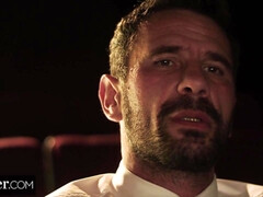 Arschlecken, Gesichtssitzen, Fingern, Zierlich, Muschi, Reiten, Hintern versohlen, Titten