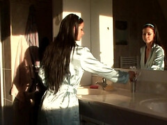 18 jaar, Europees, Hd, Moeder die ik wil neuken, Orgasme, Pornster, Mager, Tiener