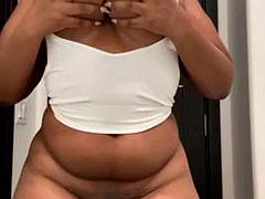 Grosse titten, Braunhaarige, Doppelpenetration, Faustfick, Milf, Titten