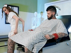 アナル, 舐める尻, 顔射, 手コキする, 看護婦, ショートヘア, タトゥー, ユニフォーム