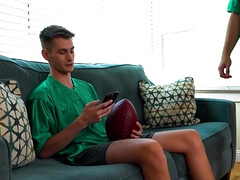 18 años, Mamada, Morena, Garganta profunda, Estilo perrito, Fetiche, Estrella porno, Adolescente