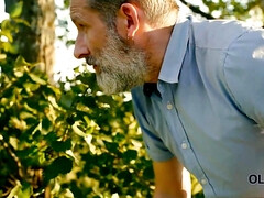 デカパイ, フェラチオ, 巨乳な, 手コキする, なめる, 自然山雀, アウトドア, オッパイの