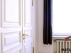 Mature client called PC repairman to tempt him and be nailed