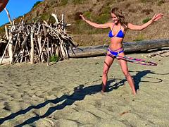 美女, デカチン, フェラチオ, ハードコア, レズビアン, なめる, スポーツ, 三人