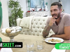 Arabisch, Blasen, Cfnm, Hundestellung, Orgasmus, Zierlich, Pov, Student